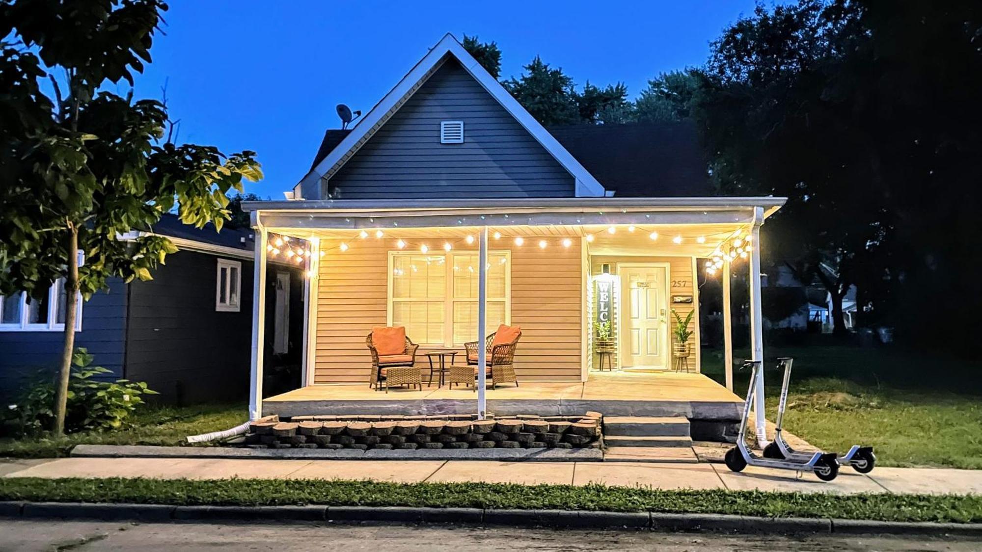 Villa 5 Mins To Speedway! Walk To Zoo, Wr Park, Iupui! Indianápolis Exterior foto