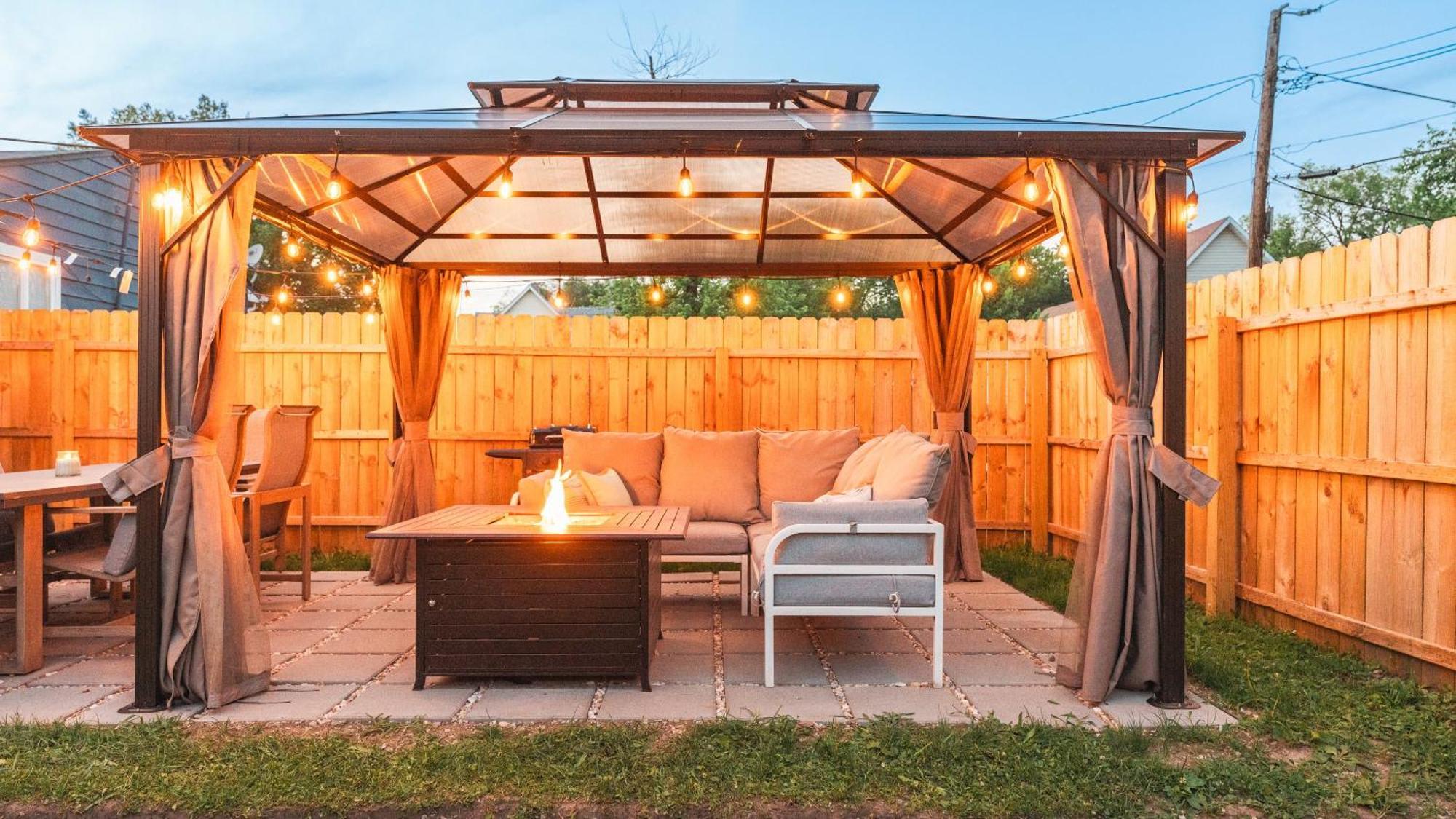 Villa 5 Mins To Speedway! Walk To Zoo, Wr Park, Iupui! Indianápolis Exterior foto
